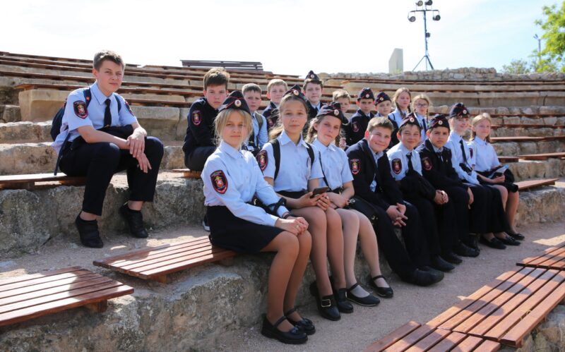 20 мая экскурсию в Херсонесе посетили ученики кадетского класса школы №6